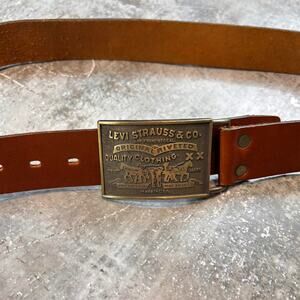 Vintage Levis Brown Leather Belt. Levis Belt Buckle Cowhide.